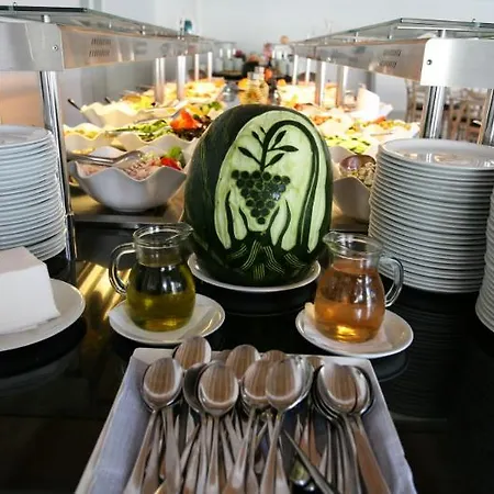 Hotel Saint George Agios Georgios Pagon