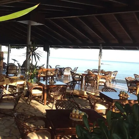 Ninos On The Aparthotel