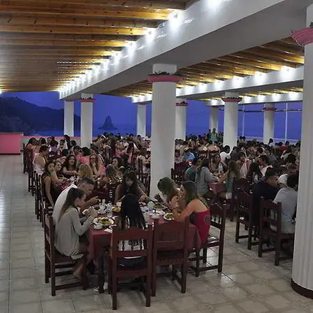 Pink Palace Beach Hotel Agios Gordios (Corfu)