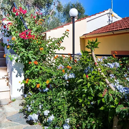 Guest house Perris *