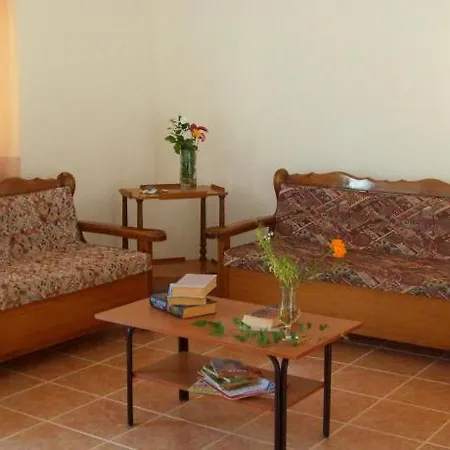 Apartment Vania Gardenos Vitaládes