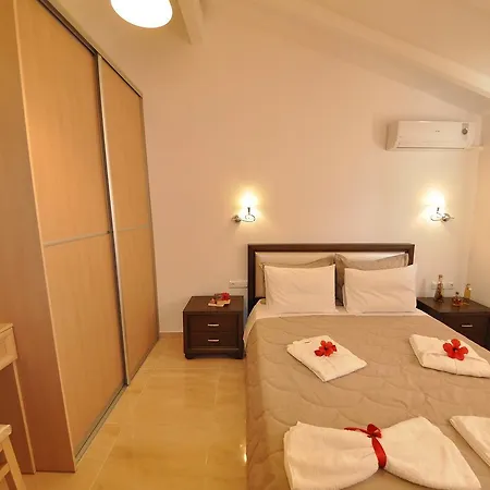 Aparthotel Mazis Agios Gordios (Corfu)