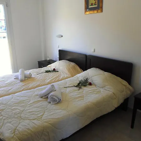 Apartment Nikki's & *