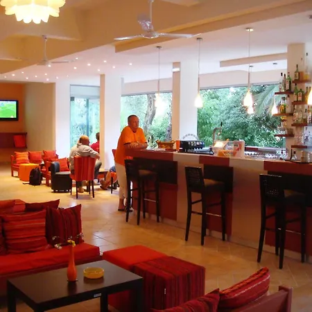 Ipsos Beach Hotel 3* Ypsos