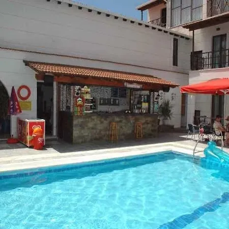 Lefkimi Hotel