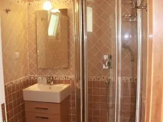 Sebastian's - Agios Gordios Apartment *