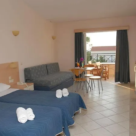 Thinalos 3* Acharavi (Corfu)