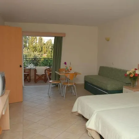 Thinalos Aparthotel Acharavi (Corfu)