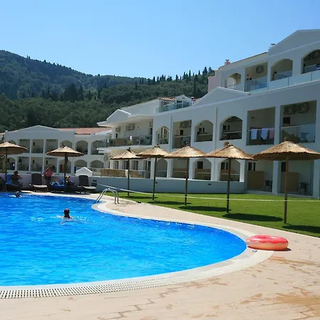 Saint George Hotel 4*