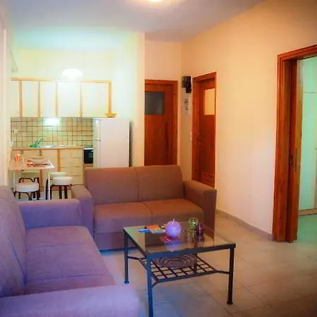 Apartment Kokoros Kato Korakiana