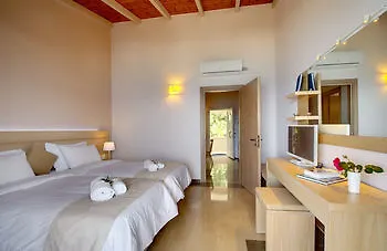 Krouzeri Beach Hotel Kentroma