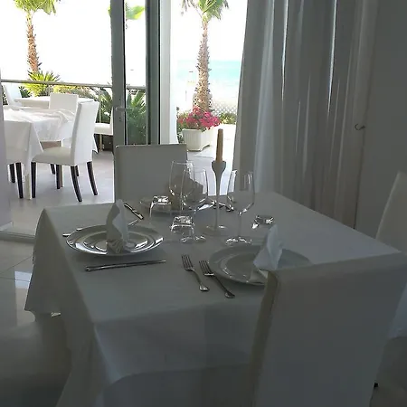 Sidari Hotel 3*
