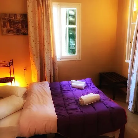 Avra Budget Aparthotel 2*