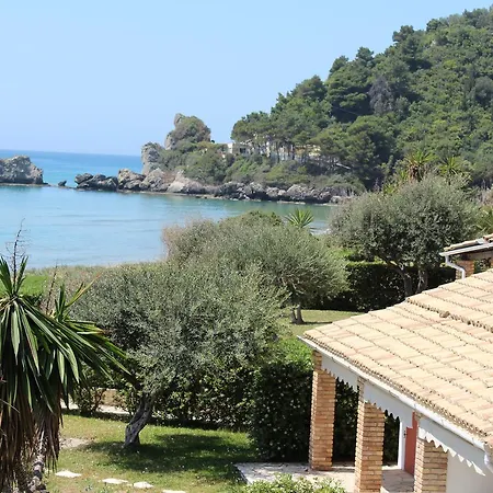 Glyfada Gorgona Aparthotel 2*