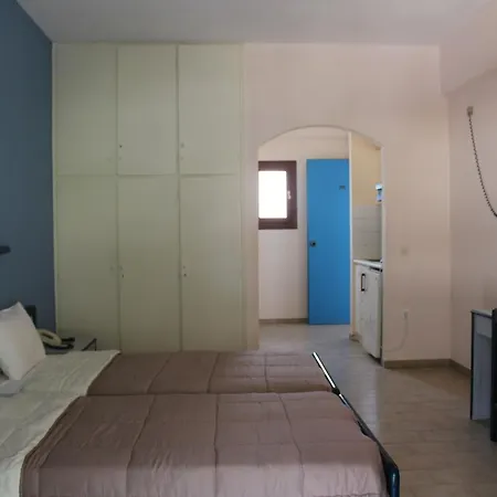 Aparthotel Glyfada Gorgona 2*