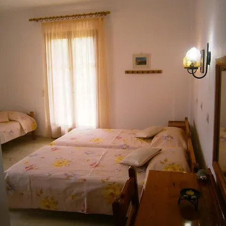 Apartment Pantazis *