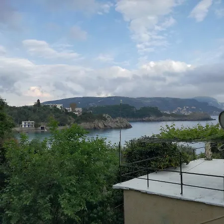 Sea Breeze * Paleokastritsa
