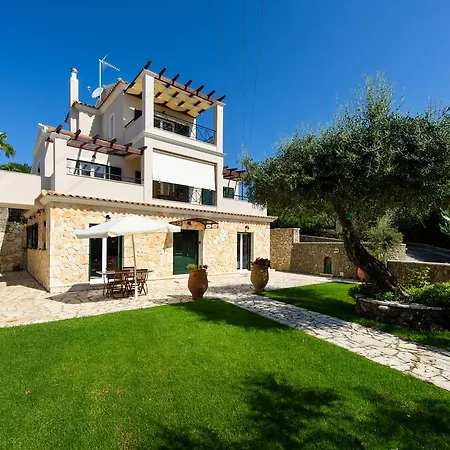 Tesori Villa Dassia (Corfu)