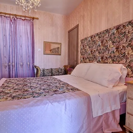 Pipitsa's Apartment