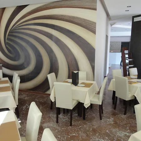 Hotel Morfeas 2*
