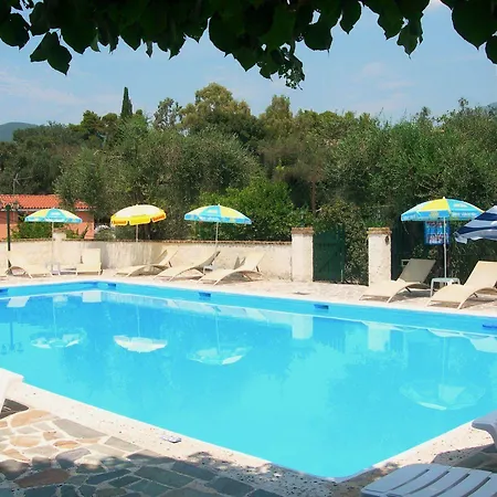 Aparthotel Karmar Dassia (Corfu)
