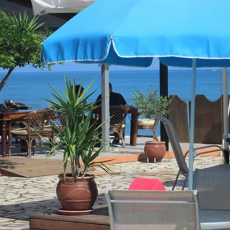 Aparthotel Ninos On The Beach