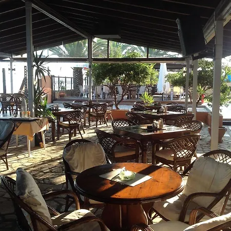 Aparthotel Ninos On The Beach