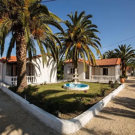 Paradise Village Aparthotel 3*