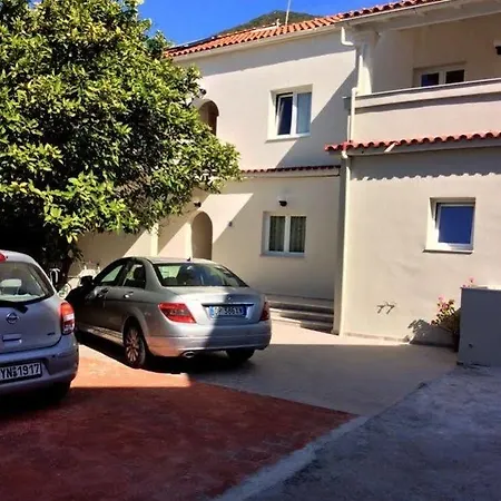 Apartment Gorgona *