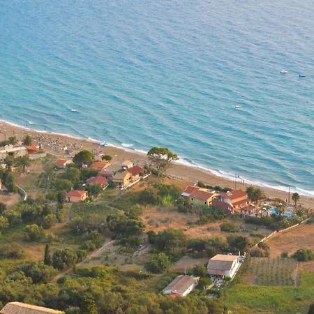 Holiday home Beachfront Vacation Eftichia