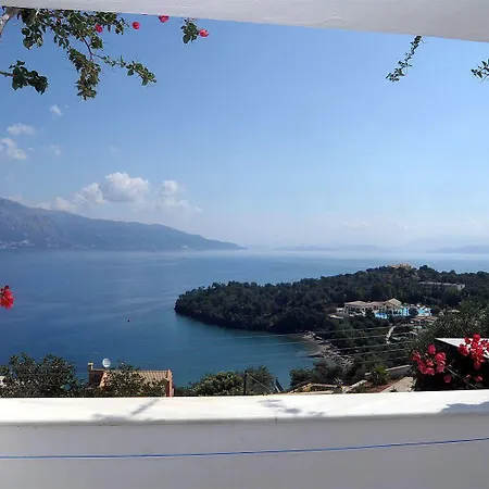 Nikolaos House Aparthotel