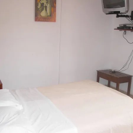 Harry's Bar & 1 Aparthotel 2*
