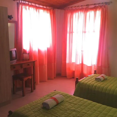 Ionian Breeze Apartments Hotel 2*