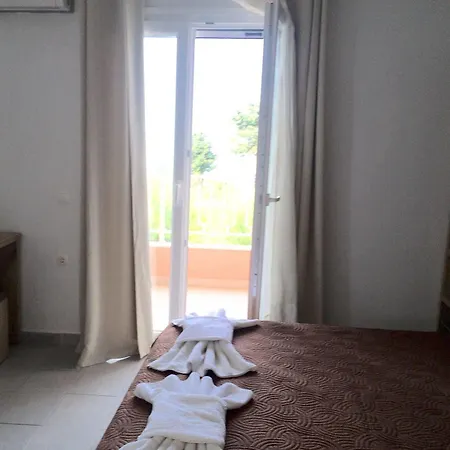 Corfu Boutique * Agios Stefanos Avliotes (Corfu)