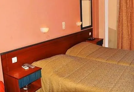 Hotel Pyrros 2*