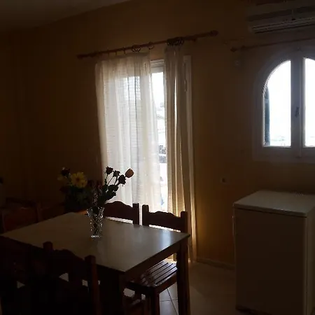 Aparthotel Front Salvanos 2*