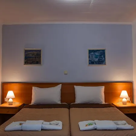 Govino Bay Aparthotel 3*