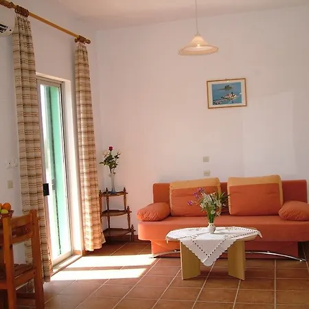Apartment Vlassis Mesongi
