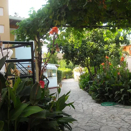 Apartment Kostas