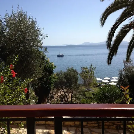 Hotel Nissaki 4*