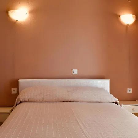 Aparthotel Family Studios Marathias (Corfu)