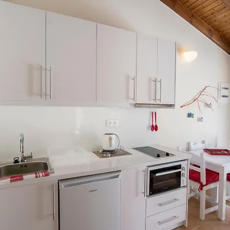 Aparthotel Kirki Filoxenia By Corfuescapes 3*