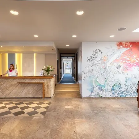 Hotel Albatros 3*