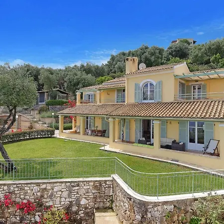 Villa Irida *