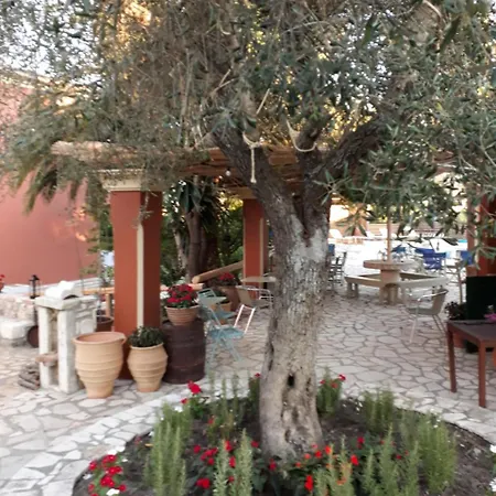 Pierhouse Yachting Aparthotel 3*