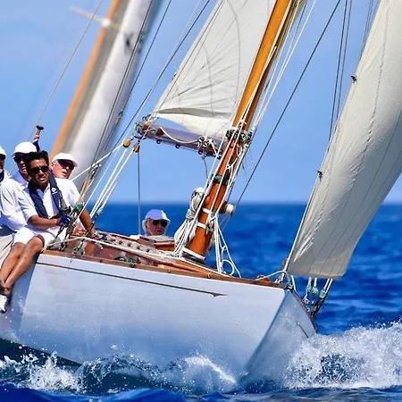 Pierhouse Yachting Gouvia