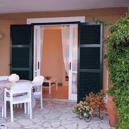 Aparthotel Corfu Menigos Beach