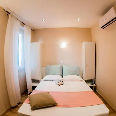 Aparthotel Loc Hospitality 3*