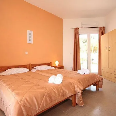 The 3 Brothers Guest house Afionas