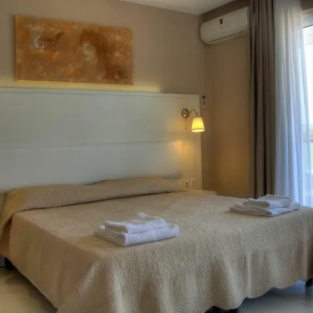 Sidari Hotel 3*